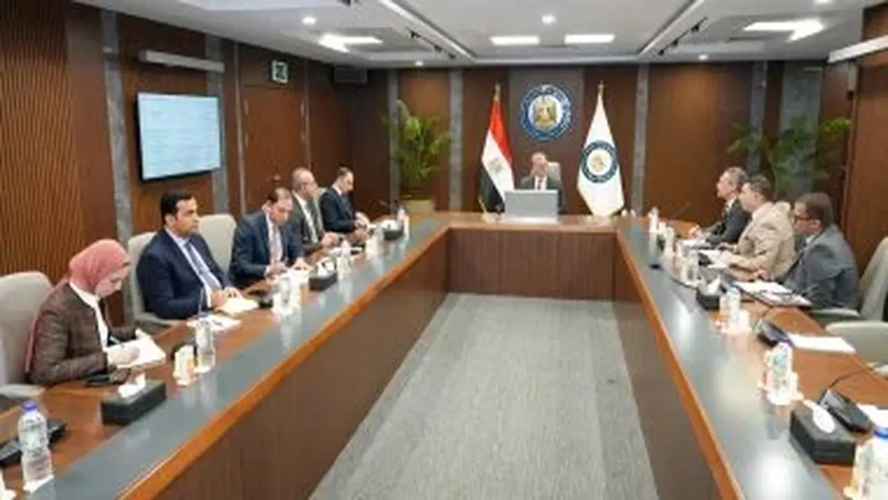 تطوير آلية تدريب سائقي نقل المنتجات البترولية لتعزيز السلامة والكفاءة